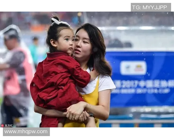 韩国明星与足球明星的精彩邂逅揭示了他们背后的友谊与合作故事